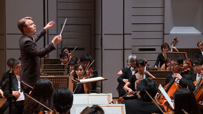 指揮：ピエタリ・インキネン
日本フィルハーモニー交響楽団
ブラームス：交響曲第4番
Pietari Inkinen, conductor
Japan Philharmonic Orchestra
J. Brahms: Symphony No.4