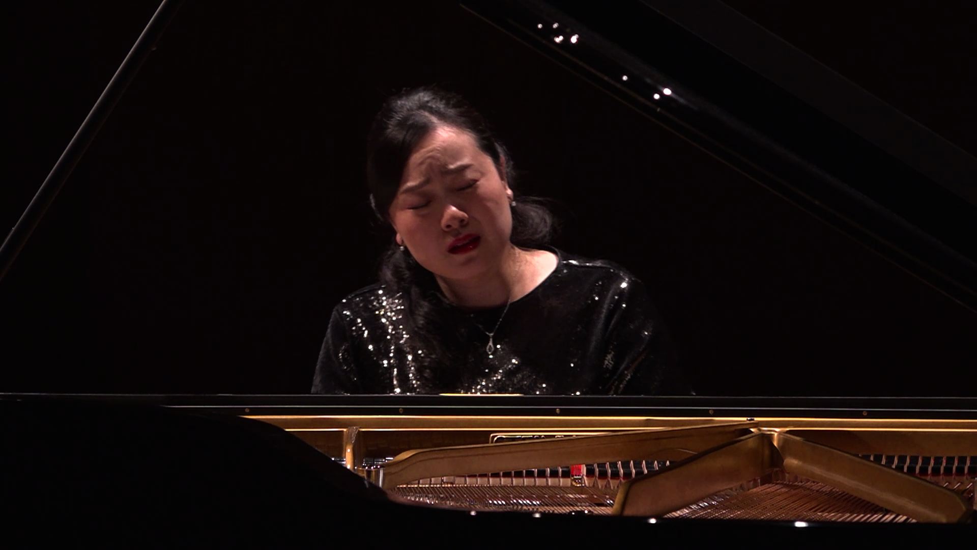 ピアノ：桑原志織 F. ショパン：バラード 第4番 ヘ短調 Op. 52 Shiori Kuwahara, Piano F.Chopin: Ballade No. 4 in F Minor, Op. 52