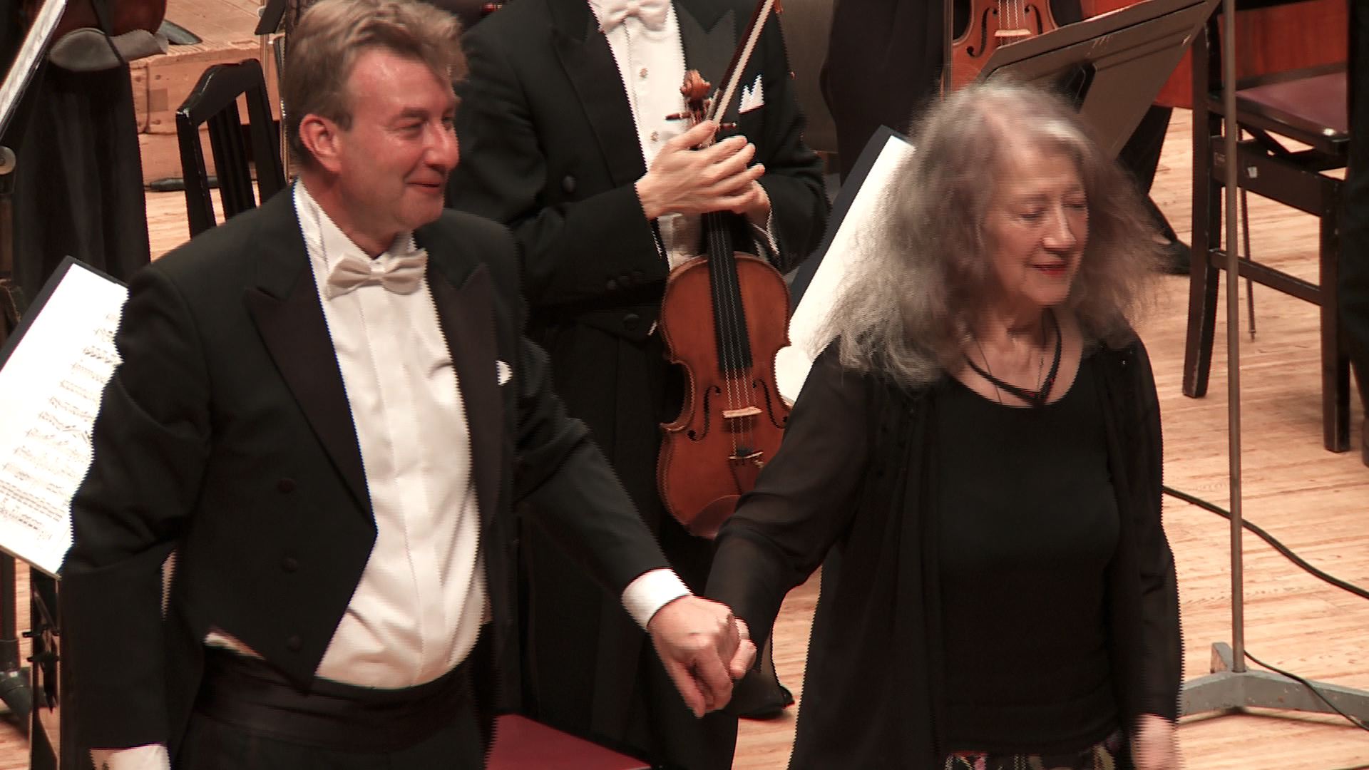 ～被爆80周年 Music for Peace～
平和音楽大使 マルタ・アルゲリッチ 特別公演（広島）
ピアノ：マルタ・アルゲリッチ
指揮：クリスティアン・アルミンク
朗読：アニー・デュトワ＝アルゲリッチ
広島交響楽団
朗読：クララ・シューマンの手紙より
ベートーヴェン：ピアノ協奏曲第1番
Martha Argerich,piano
Christian Arming,conductor
Annie Dutoit Argerich, recitation
Hiroshima Symphony Orchestra
From the letters of Clara Schumann
Beethoven:Piano Concerto No. 1